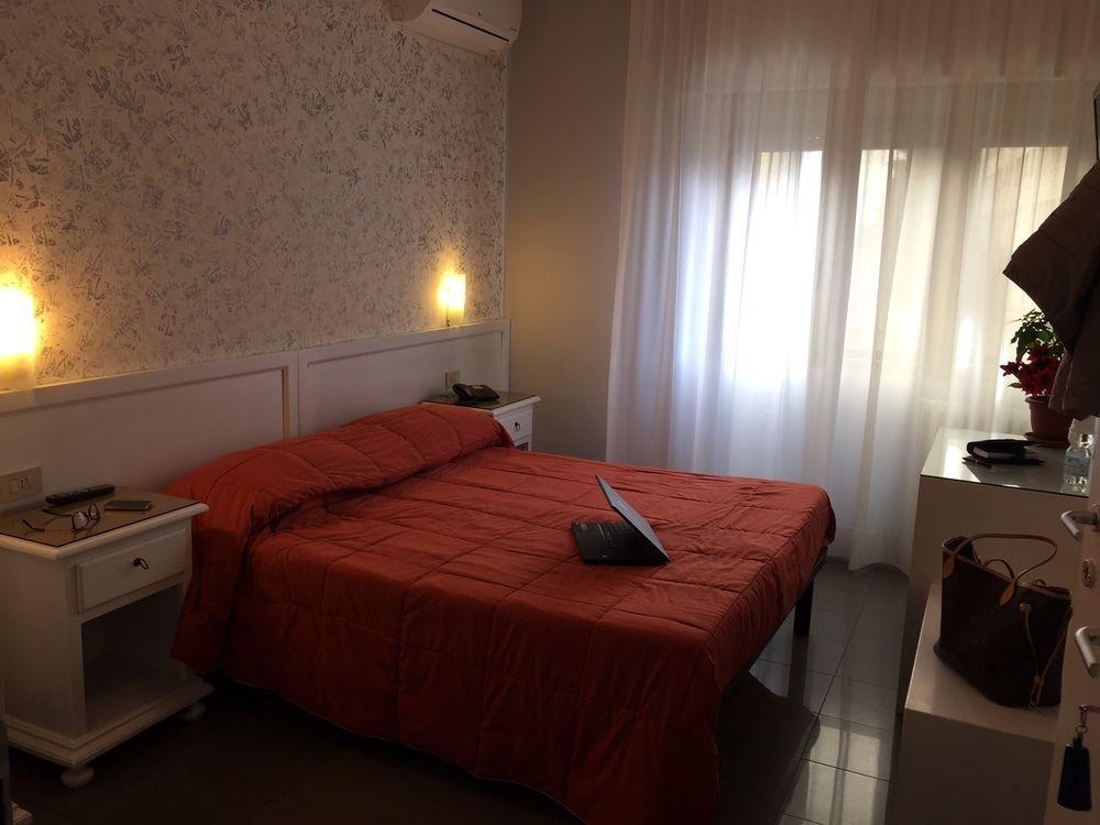 Hotel Marte Milaan Buitenkant foto