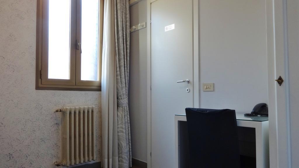Hotel Marte Milaan Buitenkant foto